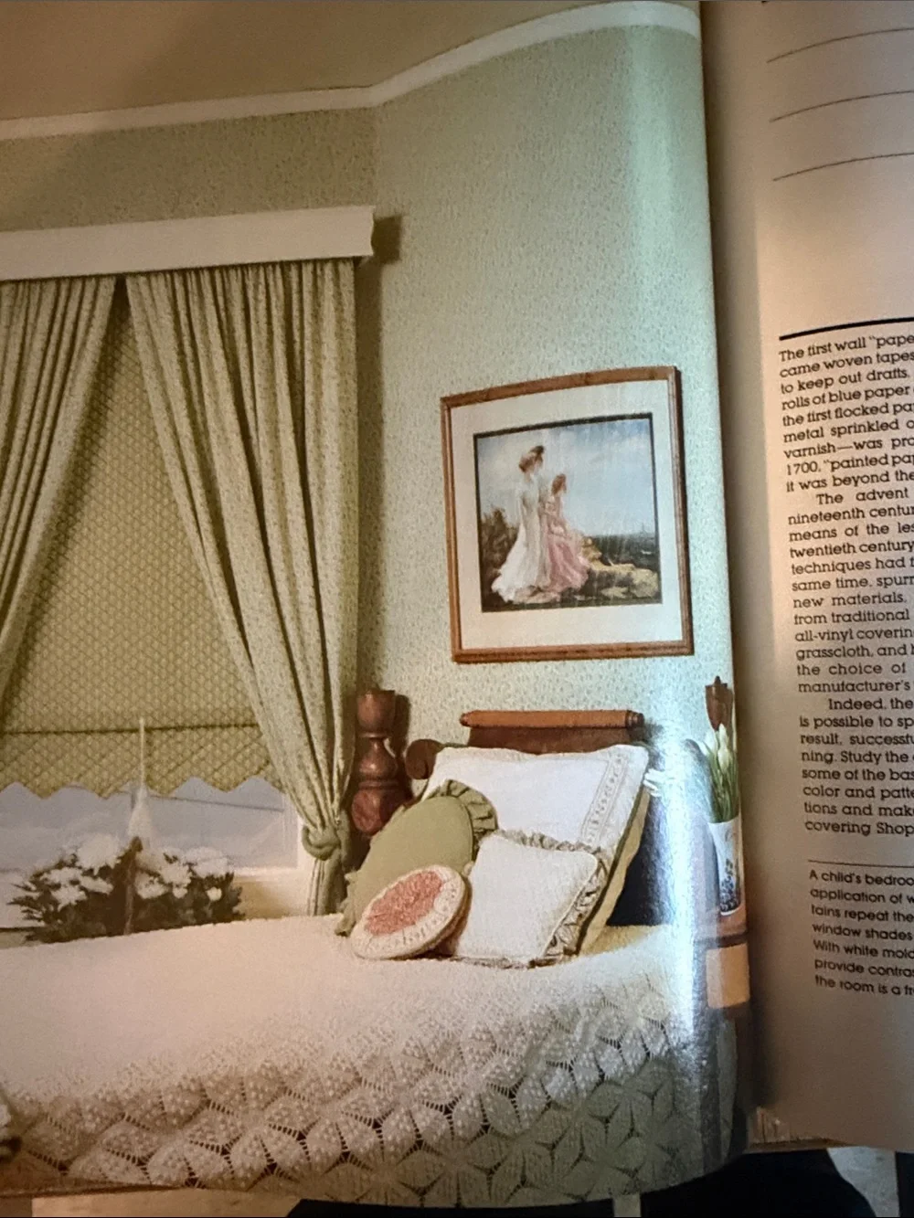 Painting and Wallpapering Guide - Cream Cover